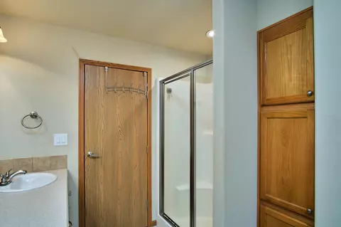 1009 E St, Edgemont, SD 57735 photo 10