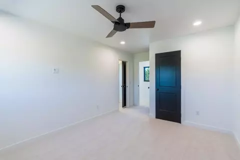 Bedroom - 25270 Mill Pond Estates Rd, Custer, SD 57730 photo 5 of 6