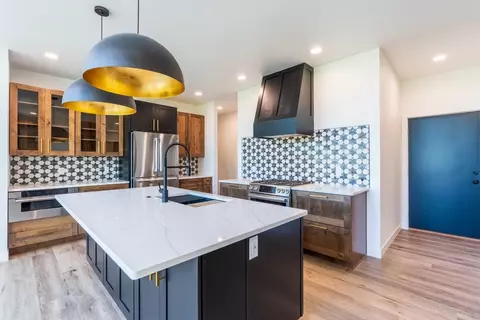 Kitchen - 25270 Mill Pond Estates Rd, Custer, SD 57730 photo 1 of 4