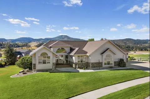 1711 Branding Iron Dr, Spearfish, SD 57783