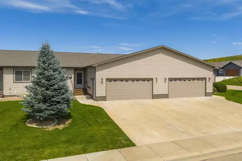2165 Conifer Loop, Belle Fourche, SD 57717