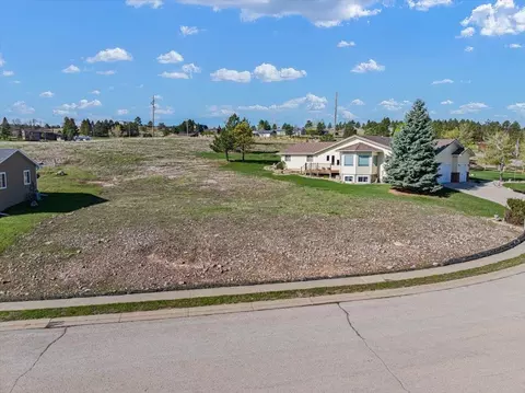 1423 Charles St, Spearfish, SD 57783 photo 8