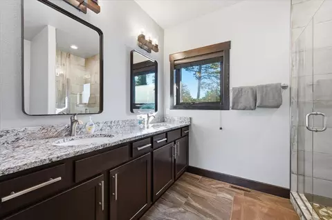 Bath - 21291 Rubys Way, Lead, SD 57754 photo 2 of 6