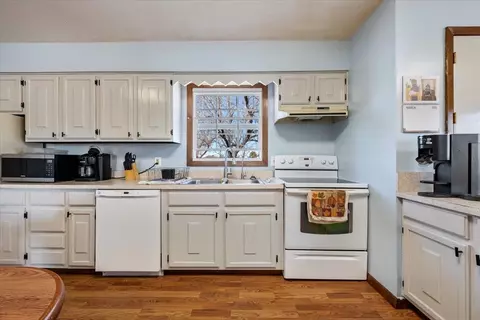 Kitchen - 10484 W Highway 14, Spearfish, SD 57783 photo 1 of 2