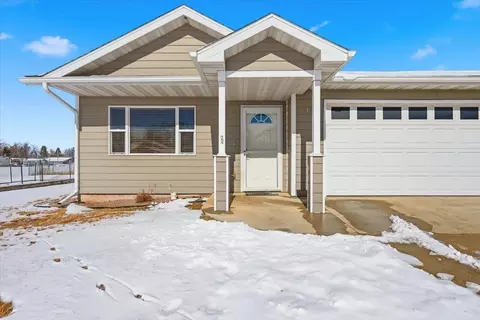 1320 Silverbrook Ln, Spearfish, SD 57783