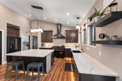 Kitchen - 25293 Pilot Rd, Custer, SD 57730 photo 3 of 6