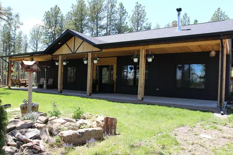 25293 Pilot Rd, Custer, SD 57730
