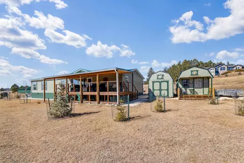 1833 Wood Lily Ln, Custer, SD 57730
