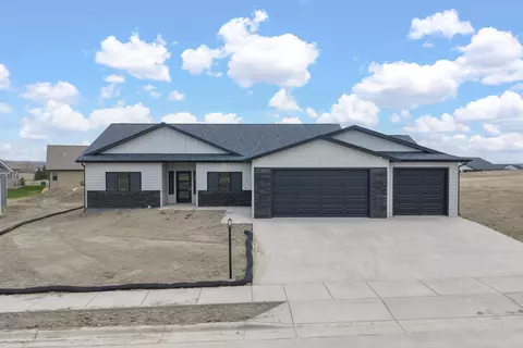 4348 Augusta Dr, Rapid City, SD 57701