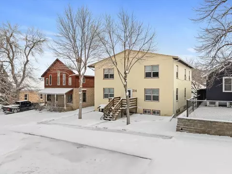 314 5th St, Spearfish, SD 57783