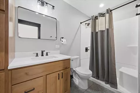 Bath - 11279 Black Forest Rd, Lead, SD 57754 photo 2 of 3