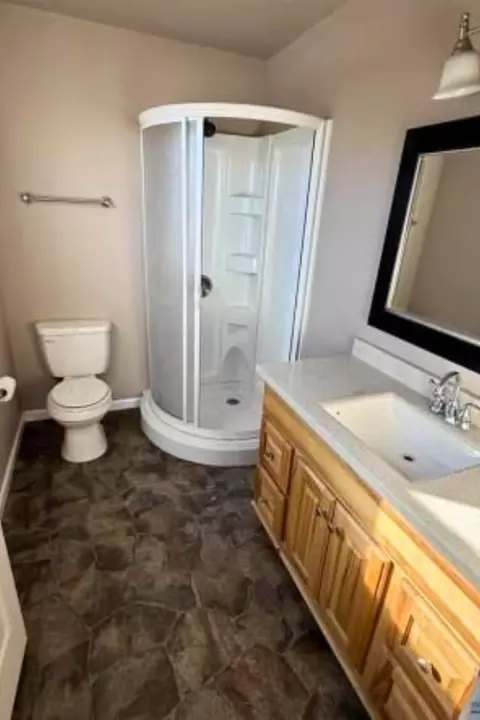 Bath - 270 Landmark Ct, Box Elder, SD 57719 photo 4 of 5