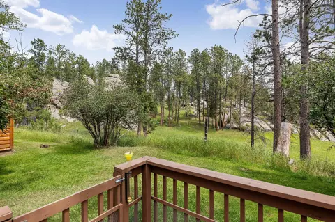 Exterior - 25138 Bear Rock Rd, Custer, SD 57730 photo 5 of 10