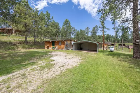 Exterior - 25138 Bear Rock Rd, Custer, SD 57730 photo 7 of 10
