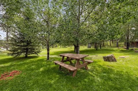 Exterior - 25138 Bear Rock Rd, Custer, SD 57730 photo 3 of 10