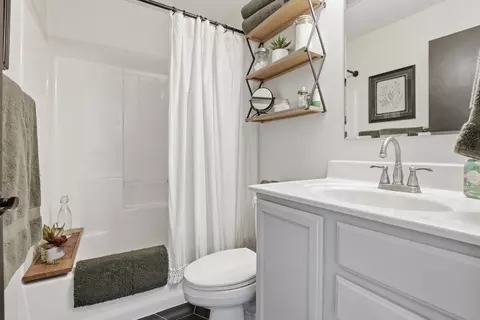 Bath - 22745 Rando Ct, Box Elder, SD 57719 photo 2 of 3