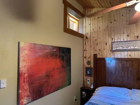 Bedroom - 900 3rd Ave, Edgemont, SD 57735 photo 2 of 4