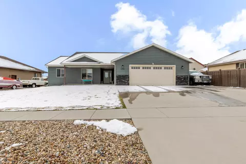 10281 Ventura Ln, Summerset, SD 57718