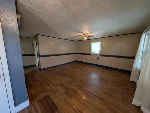 Living - 424 Williams St, Deadwood, SD 57732 photo 2 of 7