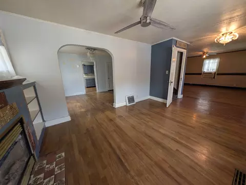 Living - 424 Williams St, Deadwood, SD 57732 photo 4 of 7