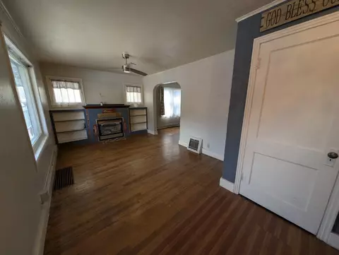 Living - 424 Williams St, Deadwood, SD 57732 photo 3 of 7