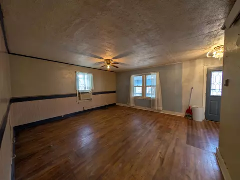Living - 424 Williams St, Deadwood, SD 57732 photo 6 of 7