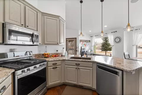 Kitchen - 8017 Brooks Loop, Spearfish, SD 57783 photo 3 of 4
