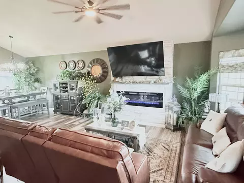Living - 6647 Cambridge Pl, Summerset, SD 57718 photo 6 of 11