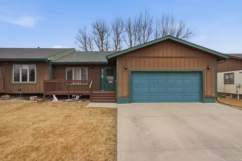 407 Summit St, Belle Fourche, SD 57717