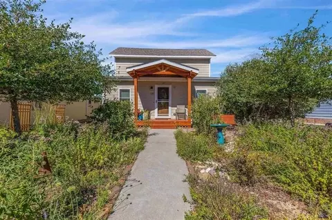 128 S 16th St, Hot Springs, SD 57747