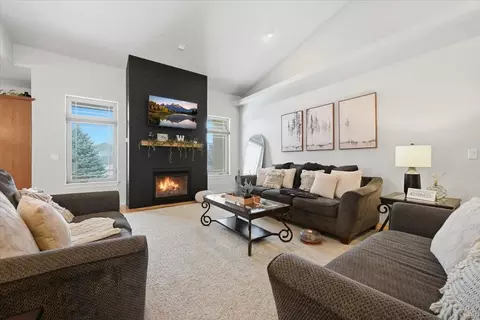 Living - 513 Aspen Dr, Spearfish, SD 57783 photo 2 of 3