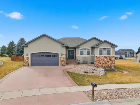 513 Aspen Dr, Spearfish, SD 57783