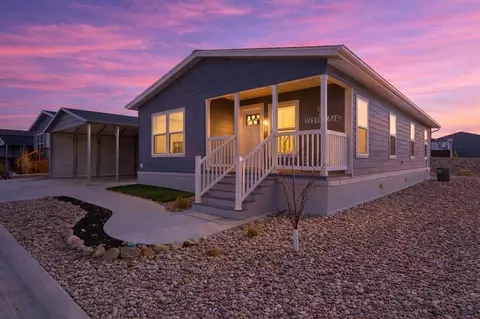 1717 E Philadelphia St, Rapid City, SD 57701