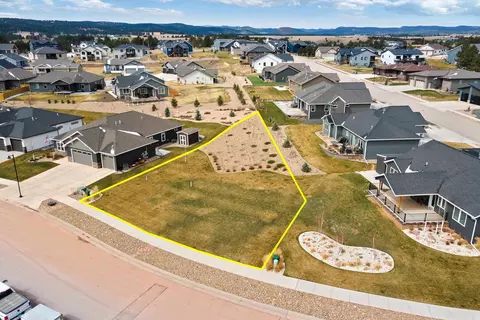 6013 Wind River Rd, Rapid City, SD 57702