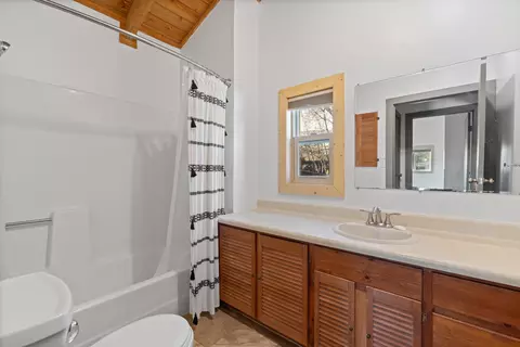 Bath - 125 S Galena St, Lead, SD 57754 photo 1 of 1