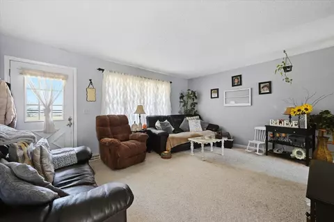 Living - 6 Pearson Dr, Spearfish, SD 57783 photo 2 of 2
