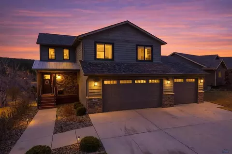 6015 Nugget Gulch Rd, Rapid City, SD 57702