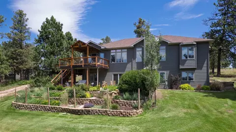 Exterior - 24271 Rushmore Ranch Rd, Keystone, SD 57751 photo 4 of 9