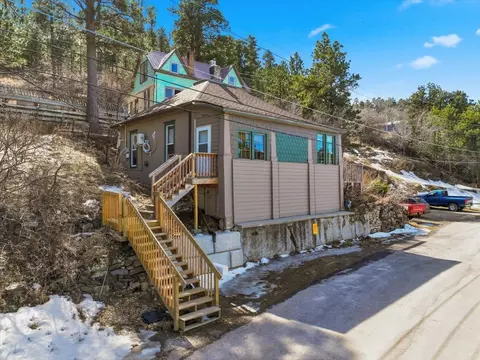 201 Mcclellan St, Lead, SD 57754