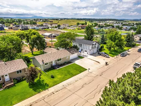 View/Area - 900 Summit St, Belle Fourche, SD 57717 photo 4 of 4