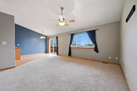 Living - 244 Juniper Ct, Belle Fourche, SD 57717 photo 1 of 6