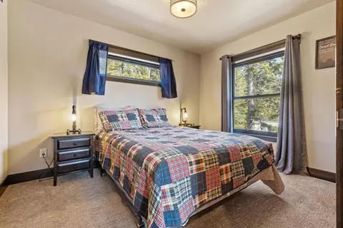 Bedroom - 11022 Antelope Trl, Lead, SD 57754 photo 4 of 4
