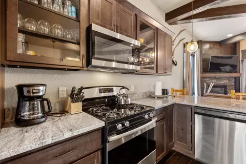 Kitchen - 11022 Antelope Trl, Lead, SD 57754 photo 2 of 4