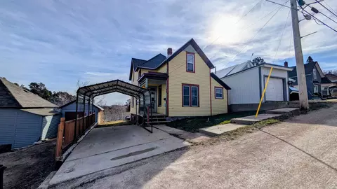 610 Sawyer St, Lead, SD 57754