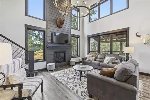 Living - 21246 Cozy Ct, Lead, SD 57754 photo 1 of 5