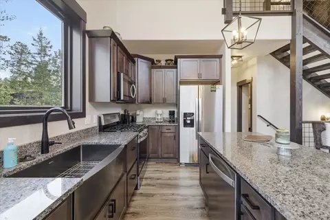 Kitchen - 21246 Cozy Ct, Lead, SD 57754 photo 2 of 3