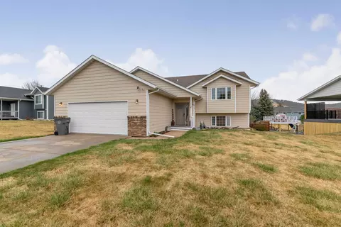 6880 Manchester St, Summerset, SD 57718