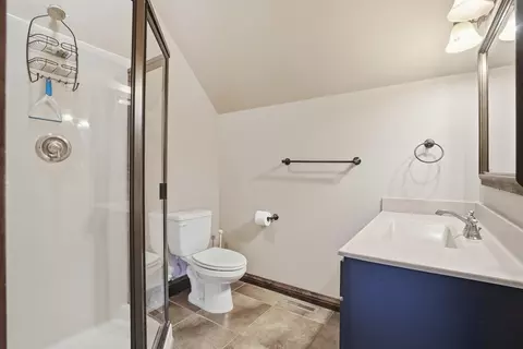 Bath - 21244 Rubys Way, Lead, SD 57754 photo 3 of 4