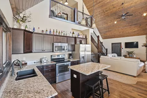 Kitchen - 21244 Rubys Way, Lead, SD 57754 photo 2 of 2