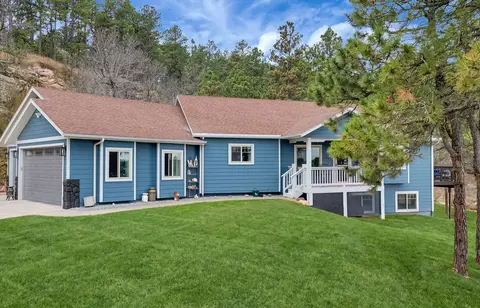 4710 Rimrock Dr, Rapid City, SD 57702